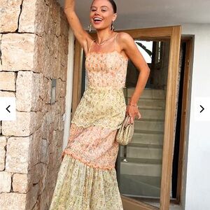 Never Fully Dressed Peach Floral Dress Size 16